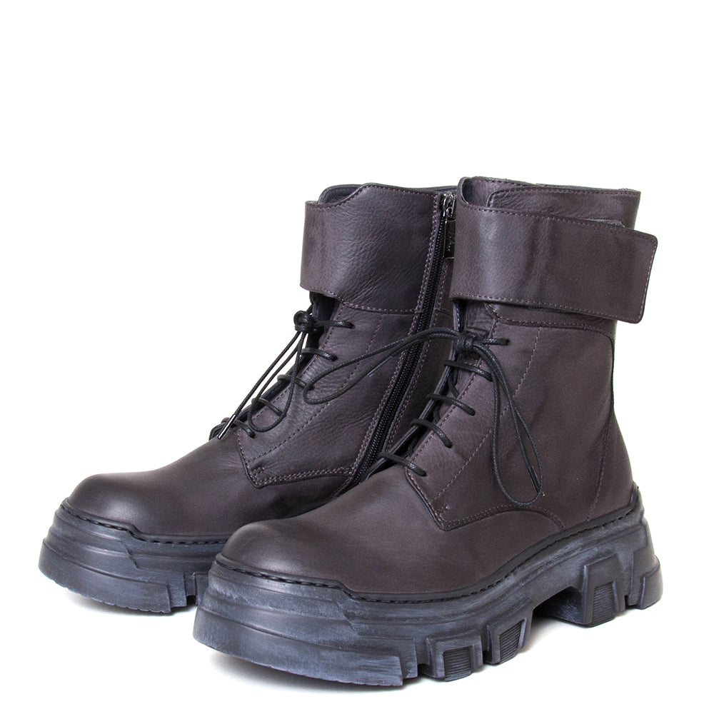 1030 Women's Platform Leather Combat Boot