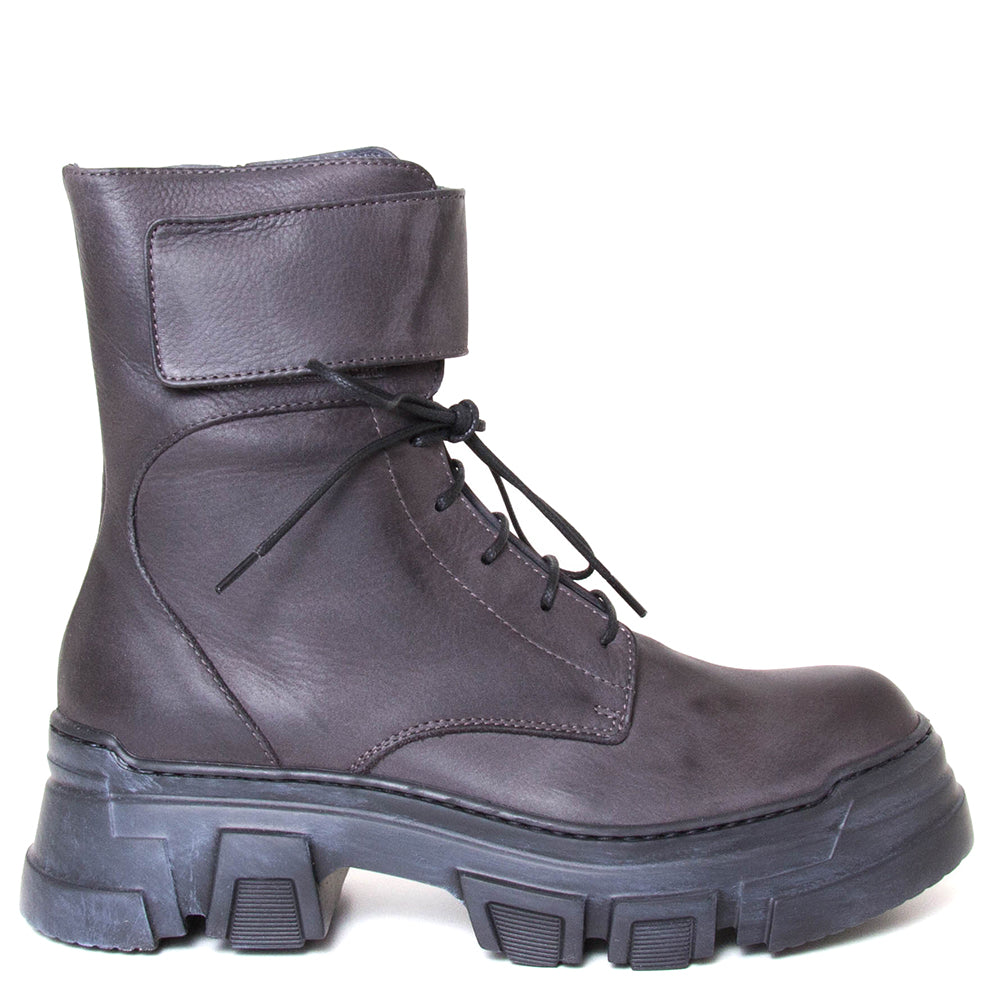 1030 Women's Platform Leather Combat Boot