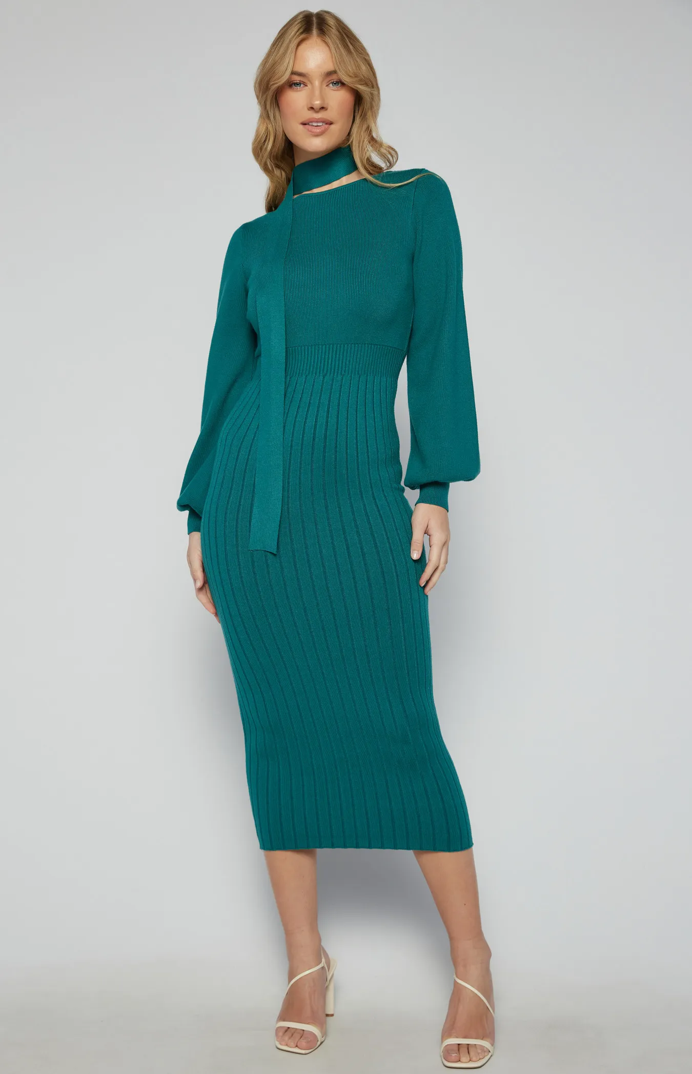 Boat Neckline Bubble Sleeve Contrast Knit Midi Dress (AKN823)