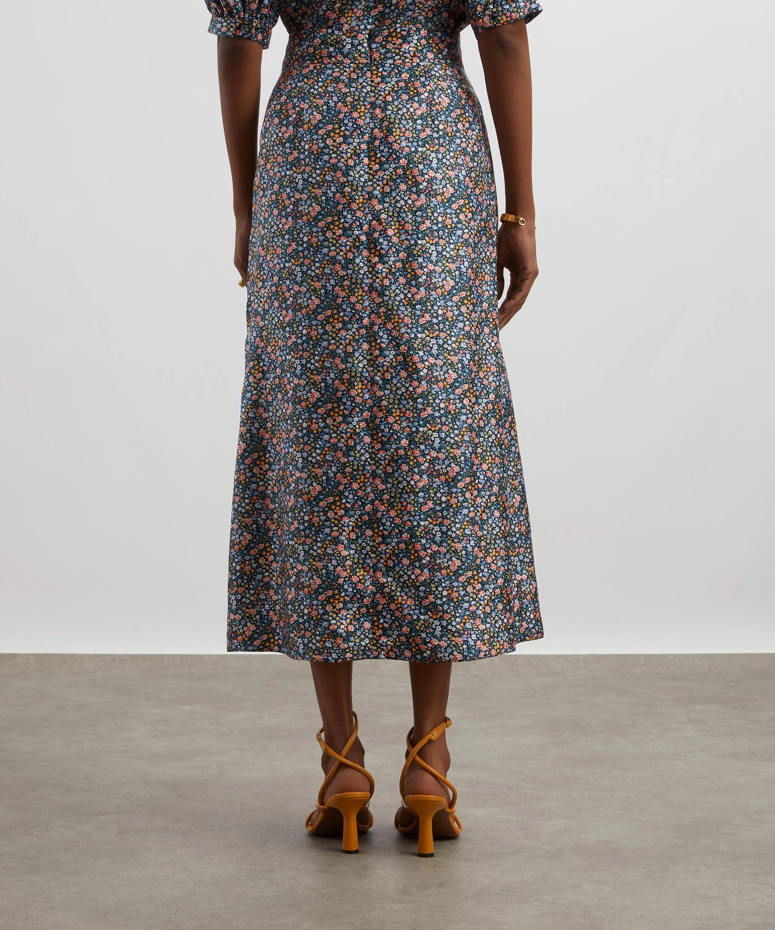 Phoebe and Jo Silk Twill Canapé Soft Wrap Skirt