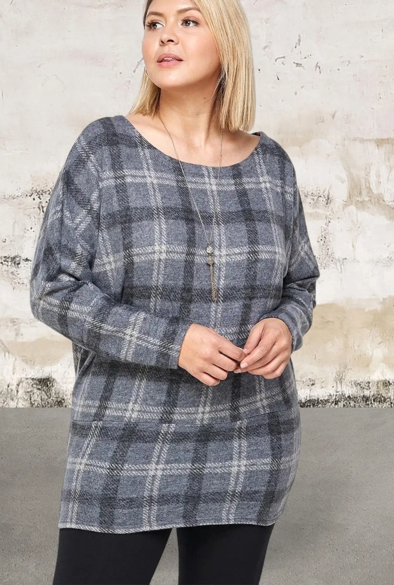 Plus size long dolman sleeve plaid print tunic top