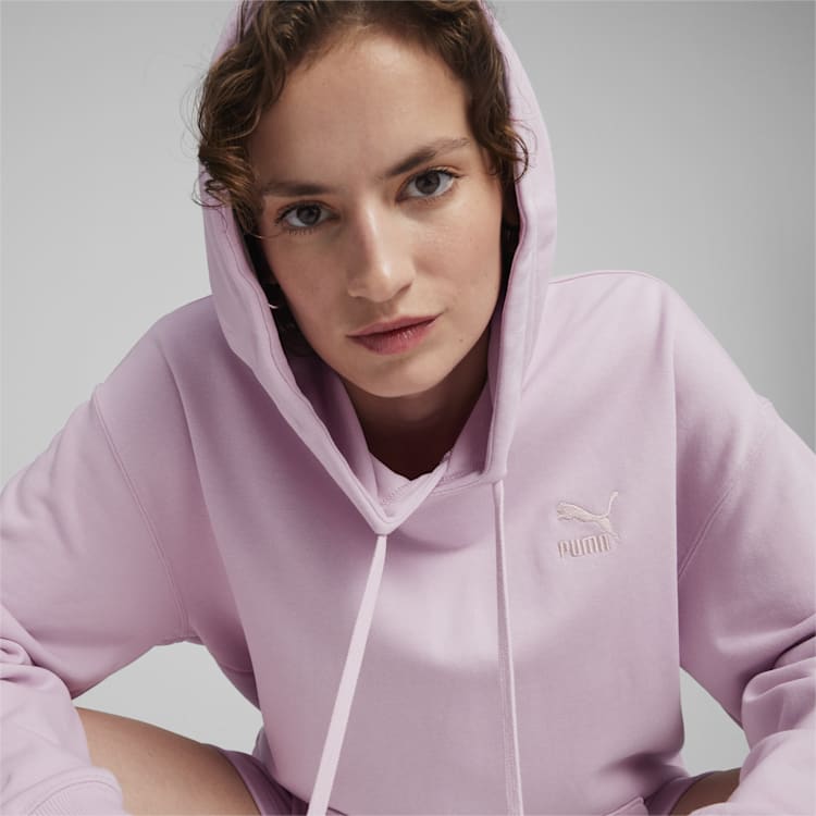 PUMA WOMEN'S ESS EMB PURPLE HOODIE