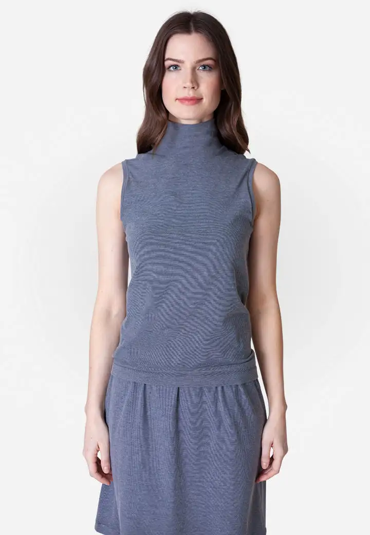 Sleeveless Turtleneck Shirt